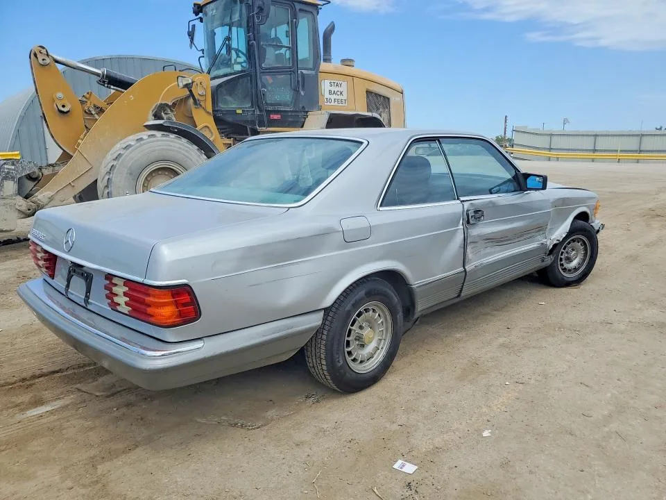 WDBCA43A5DB007024 — 1983 MERCEDES-BENZ 380 photo 3