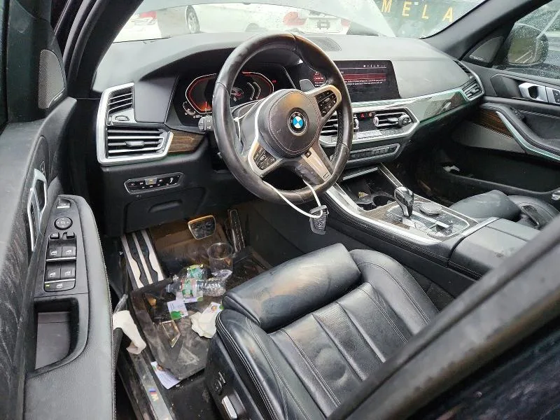 5UXCR6C56KLL14734 — 2019 BMW X5 photo 8