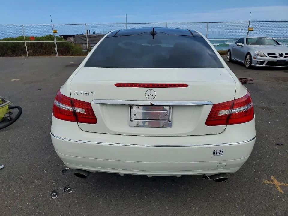 WDDKJ5GB0AF003057 — 2010 MERCEDES-BENZ E photo 6