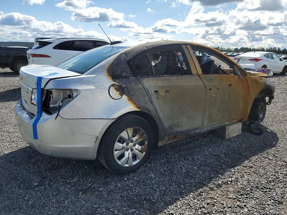 1G1PC5SB9F7213765 — 2015 CHEVROLET CRUZE photo 3