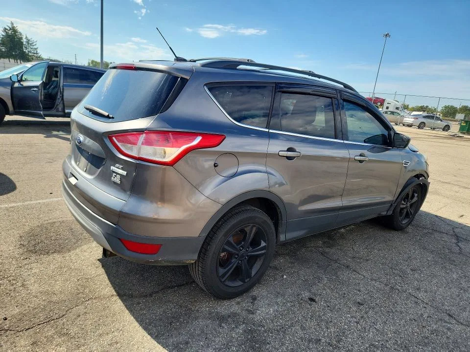 1FMCU0G95DUC10304 — 2013 FORD ESCAPE photo 3