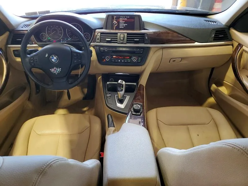 WBA3C3C5XEPV90040 — 2014 BMW 320 photo 8