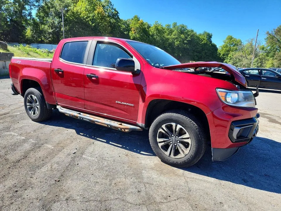 1GCGTDEN5M1154978 — 2021 CHEVROLET COLORADO photo 4