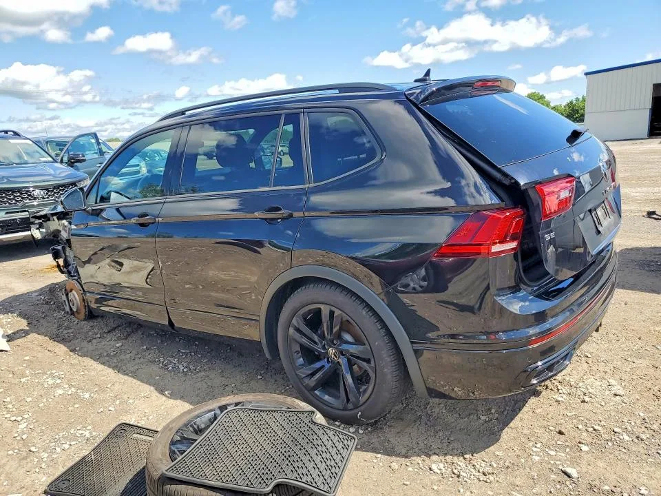 3VV8B7AX1RM110391 — 2024 VOLKSWAGEN TIGUAN photo 2