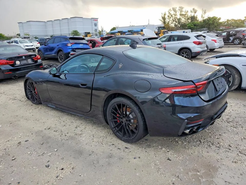 ZAMBMVDB2RX432708 — 2024 MASERATI GRANTURISMO photo 2