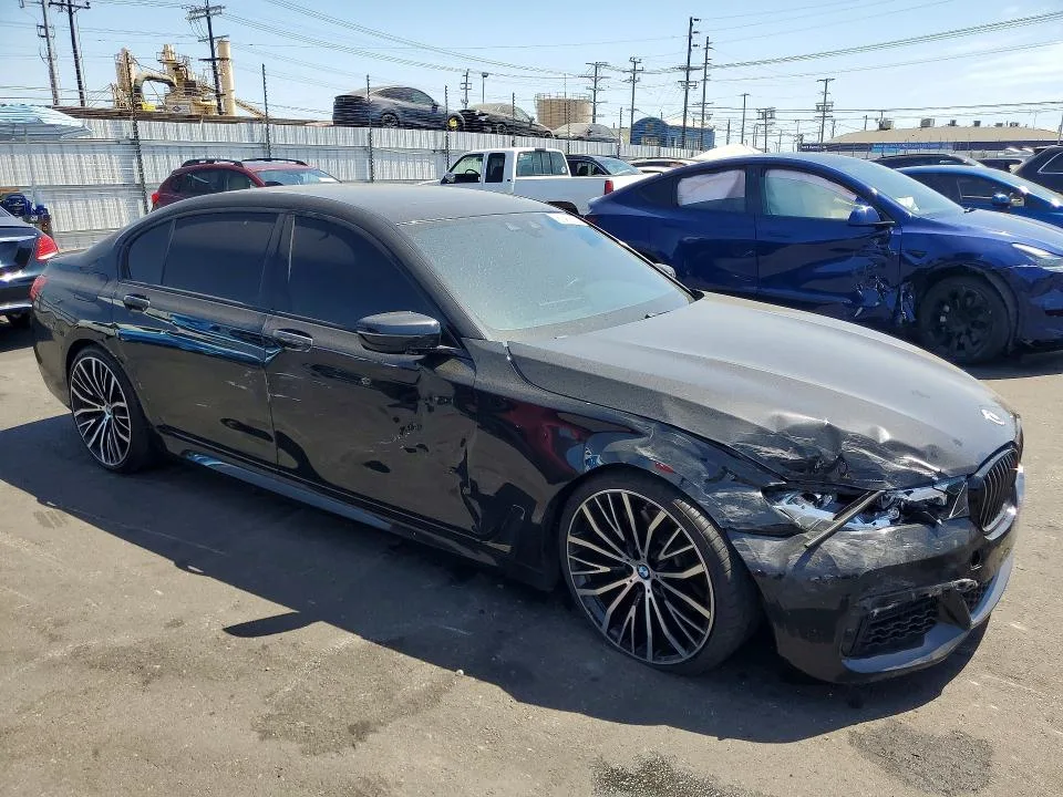 WBA7E2C57KB217083 — 2019 BMW 740 photo 4