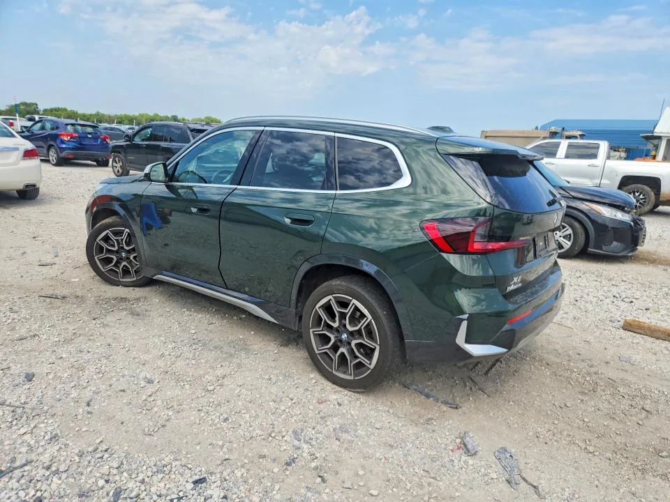 WBX73EF04P5V96014 — 2023 BMW X1 photo 2