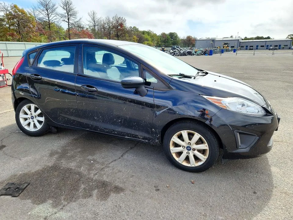 3FADP4EJ3DM227133 — 2013 FORD FIESTA photo 4