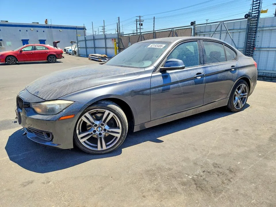 WBA3B1C52EP680984 — 2014 BMW 320 photo 1