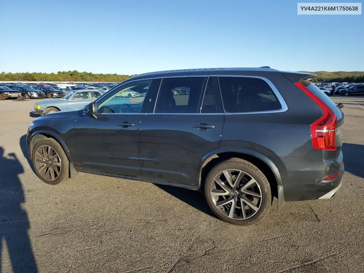 YV4A221K6M1750638 — 2021 Volvo XC90 photo 3