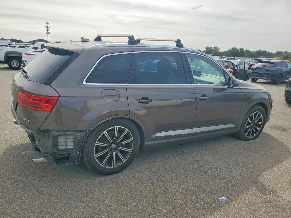 WA1LABF75HD058601 — 2017 AUDI Q7 photo 3