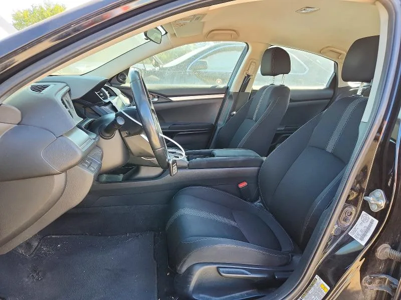 2HGFC2F62JH011735 — 2018 HONDA CIVIC photo 7