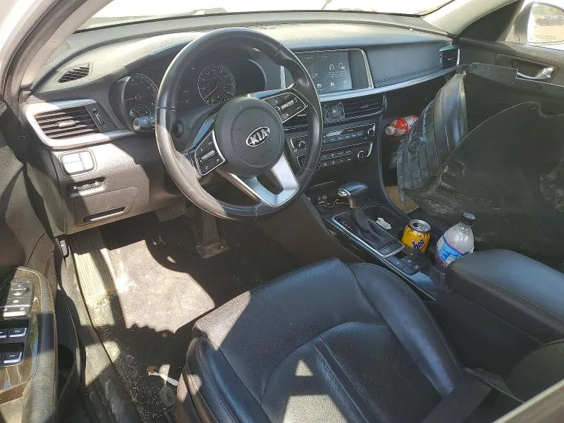 5XXGU4L16LG418144 — 2020 KIA OPTIMA photo 8