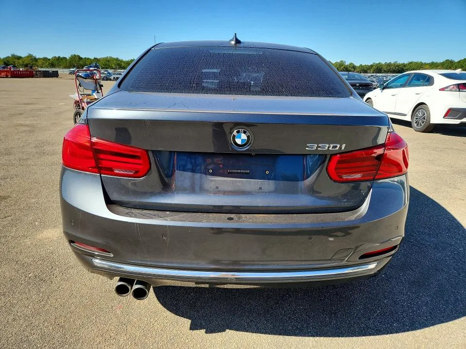 WBA8B9G55HNU49012 — 2017 BMW 330 photo 6