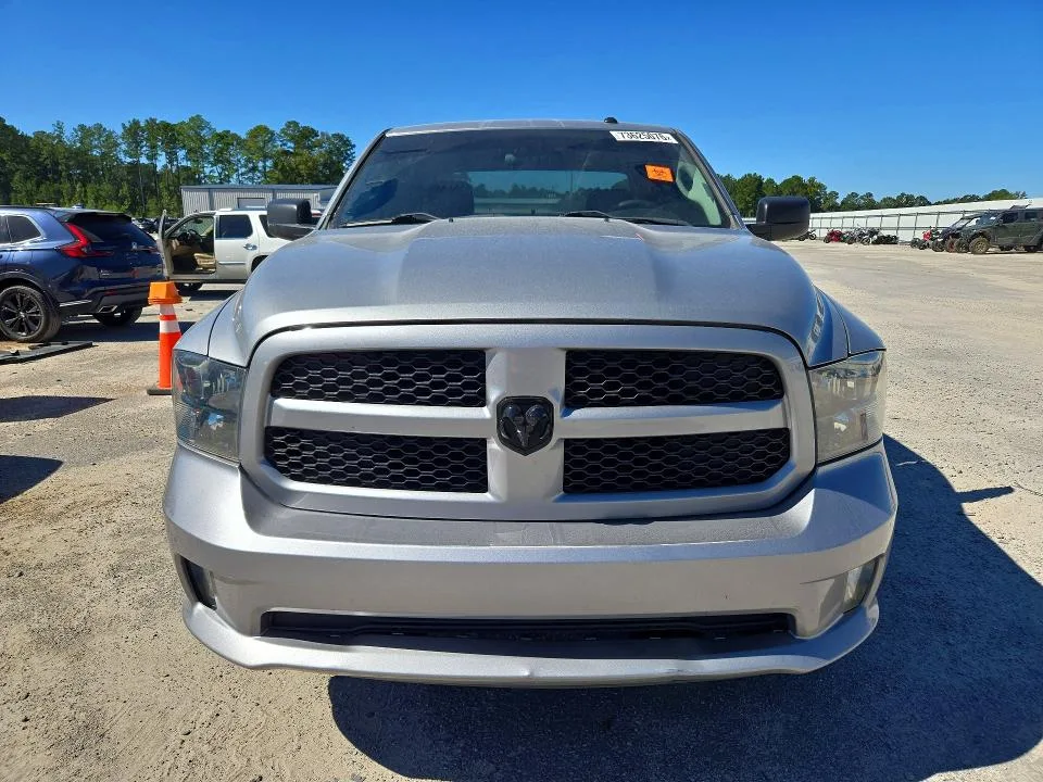 3C6RR6KT7MG711260 — 2021 RAM 1500 CLASSIC photo 5