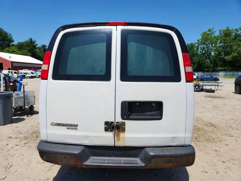 1GCWGFCA7D1162477 — 2013 CHEVROLET EXPRESS G2500 photo 6