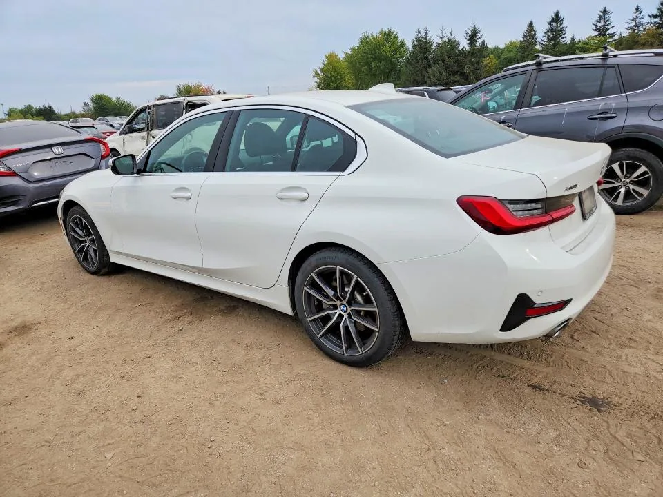3MW5R7J0XM8B55117 — 2021 BMW 330I photo 2