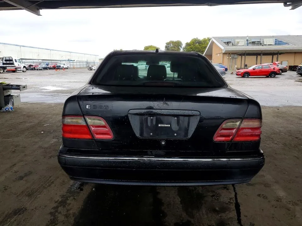 WDBJF65JX1B209631 — 2001 MERCEDES-BENZ E photo 6
