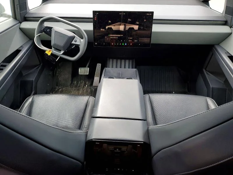 7G2CEHED0RA024235 — 2024 TESLA CYBERTRUCK photo 8