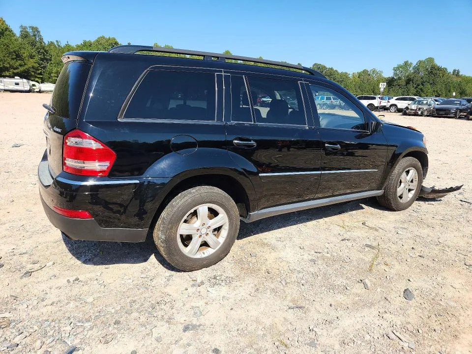 4JGBF22E58A358482 — 2008 MERCEDES-BENZ GL photo 3