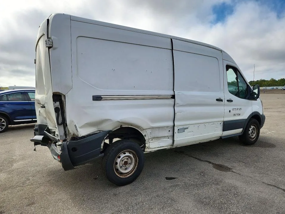1FTNR2CM8FKA85866 — 2015 FORD TRANSIT 250 photo 3