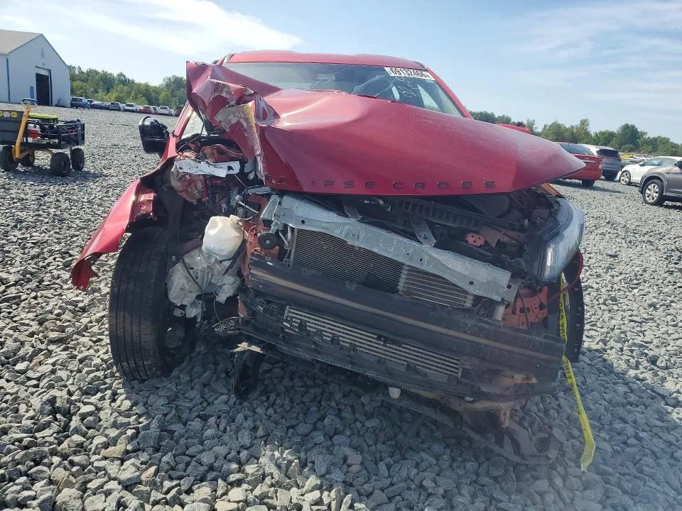 JA4ATUAA2NZ012819 — 2022 MITSUBISHI ECLIPSE CROSS photo 5