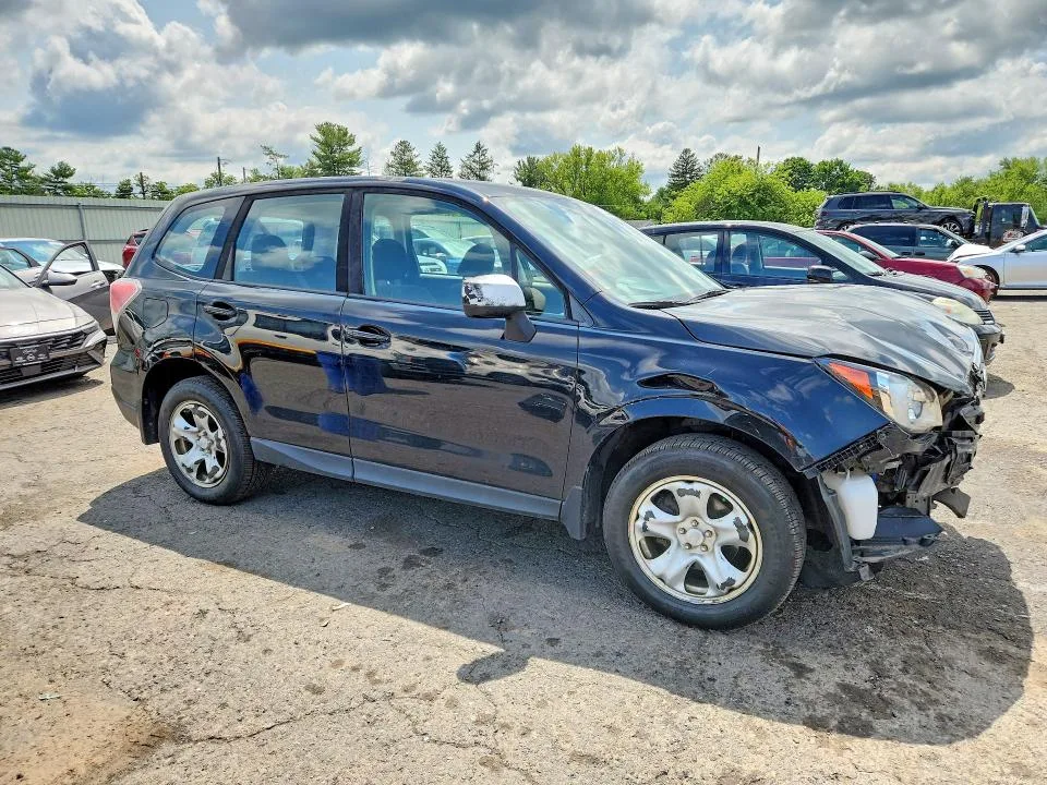 JF2SJAAC9JG566799 — 2018 SUBARU FORESTER photo 4