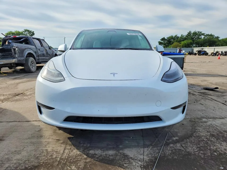 7SAYGDEE1PF871692 — 2023 TESLA MODEL Y photo 5