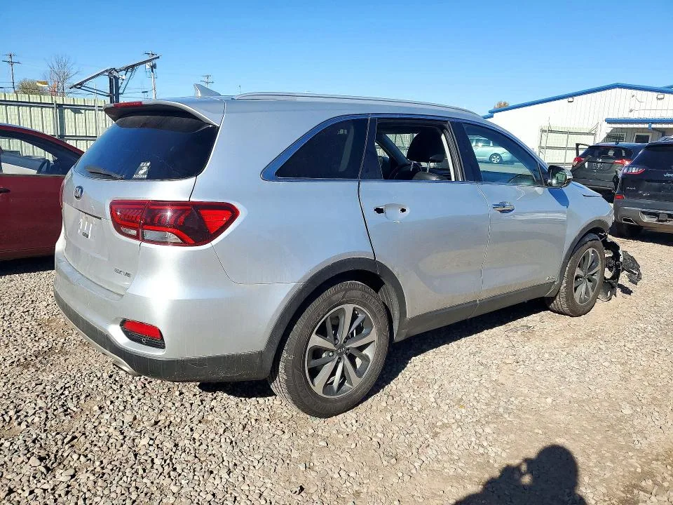 5XYPHDA53KG567793 — 2019 KIA SORENTO photo 3