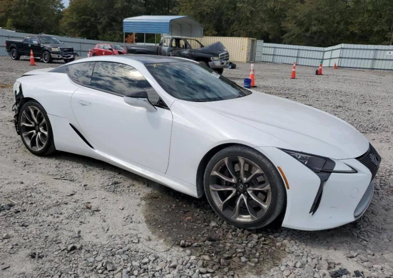JTHHP5AY4JA003946 — 2018 LEXUS LC photo 3