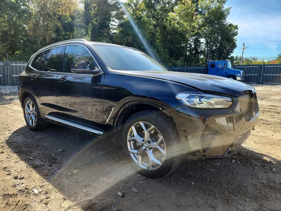 5UX53DP05P9R90688 — 2023 BMW X3 photo 4