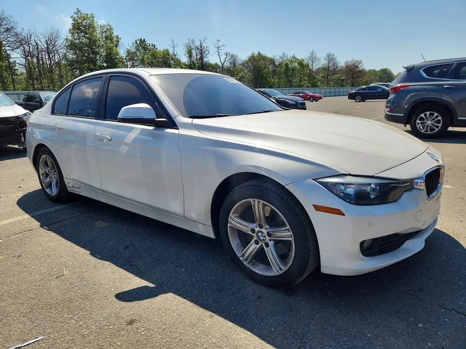WBA3B1C56FP681167 — 2015 BMW 320 photo 4