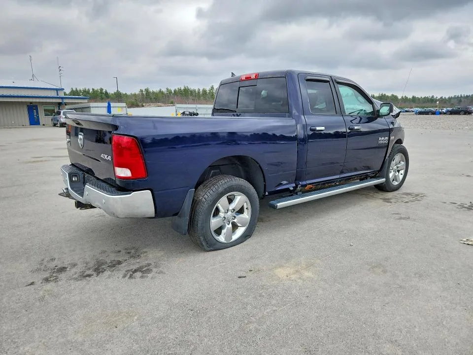 1C6RR7GTXHS802732 — 2017 RAM 1500 photo 3