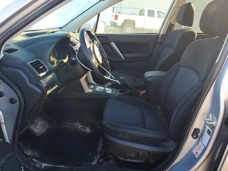 JF2SJAEC4HH455785 — 2017 SUBARU FORESTER photo 7