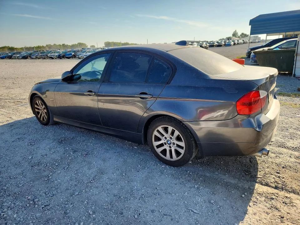WBAVA33587PG49400 — 2007 BMW 328 photo 2