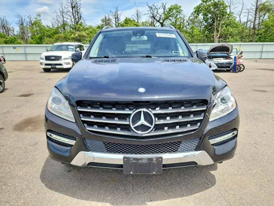 4JGDA5HB9CA009839 — 2012 MERCEDES-BENZ ML photo 5