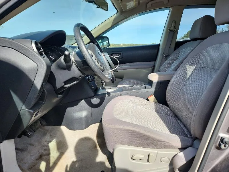 JN8AS5MV8BW690070 — 2011 NISSAN ROGUE photo 7