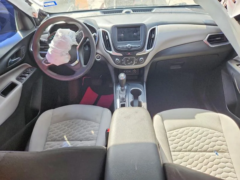 2GNAXHEV8K6240899 — 2019 CHEVROLET EQUINOX photo 8
