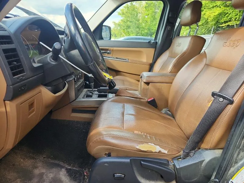 1J4PN5GK9BW532474 — 2011 JEEP LIBERTY photo 7