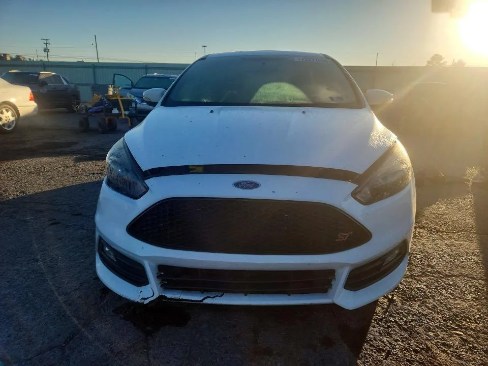 1FADP3L9XHL345335 — 2017 FORD FOCUS photo 5