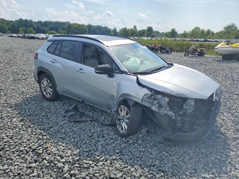 7MUBAAAG9TV180786 — 2026 TOYOTA COROLLA CROSS photo 4