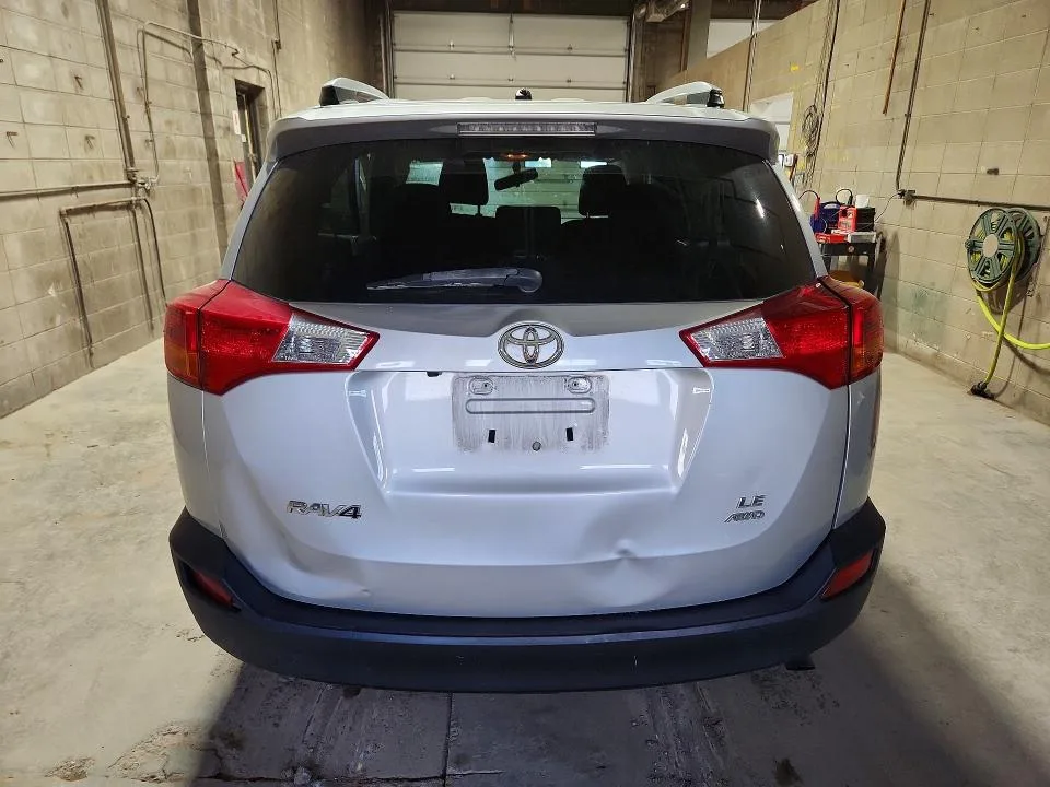JTMBFREV4FJ046188 — 2015 TOYOTA RAV4 photo 6