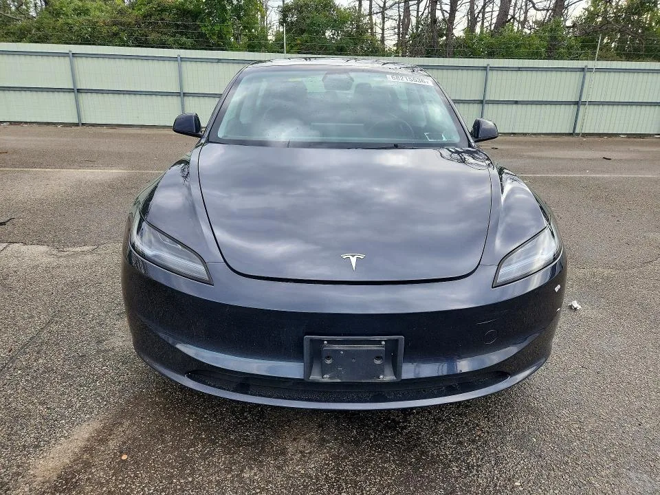 5YJ3E1EA0SF884323 — 2025 TESLA MODEL 3 photo 5