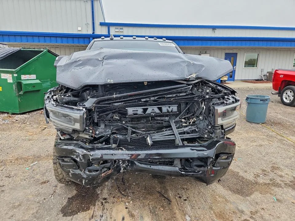 3C6UR5FL8KG545195 — 2019 RAM 2500 photo 5