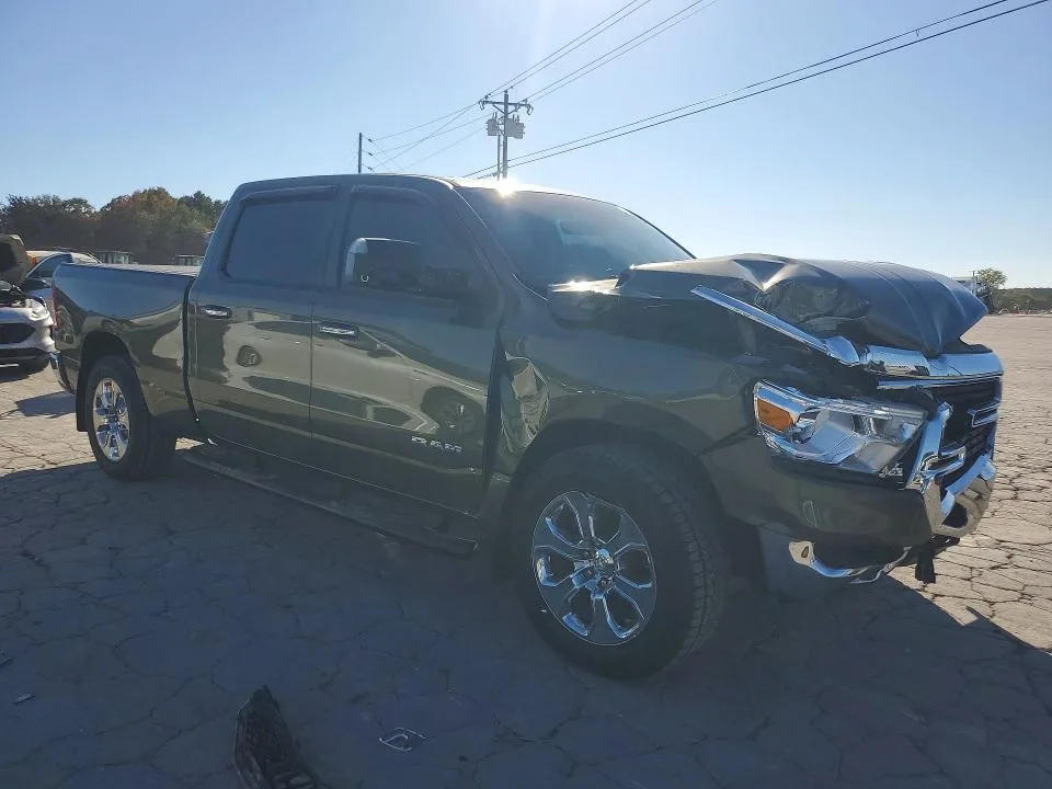 1C6SRFMT9LN402149 — 2020 RAM 1500 photo 4