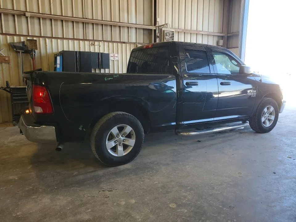 1C6RR6FG7KS555417 — 2019 RAM 1500 CLASSIC photo 3
