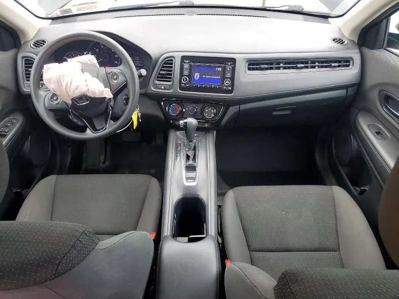 3CZRU6H38MM748201 — 2021 HONDA HR-V photo 8