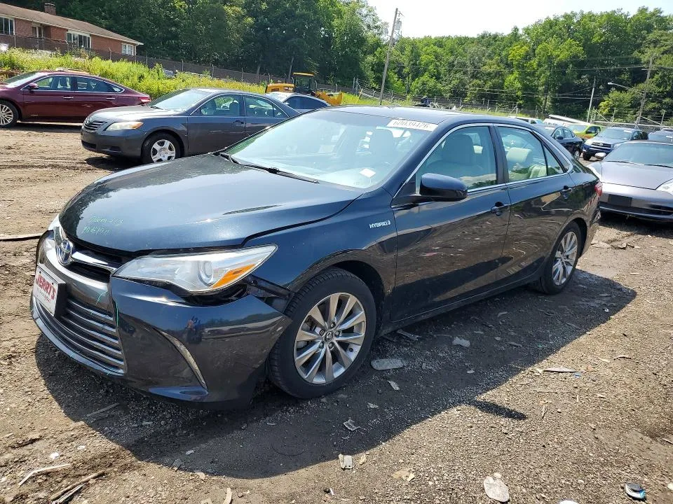 4T1BD1FK0HU205829 — 2017 TOYOTA CAMRY HYBRID photo 1