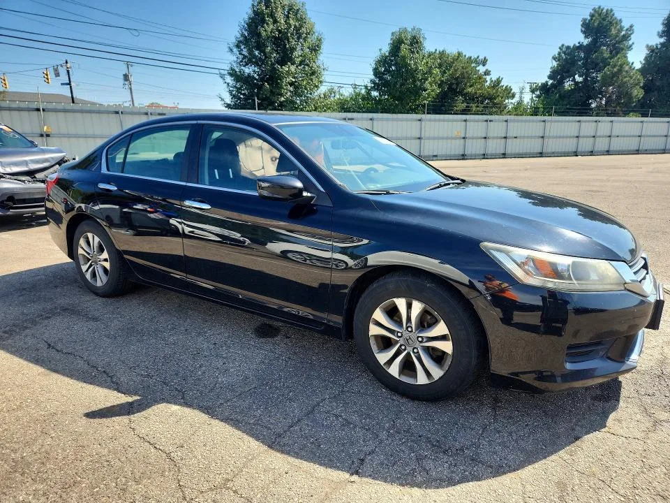1HGCR2F36EA093464 — 2014 HONDA ACCORD photo 4