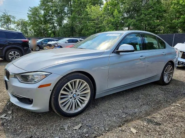 WBA3C1C56DF442217 — 2013 BMW 328 photo 1